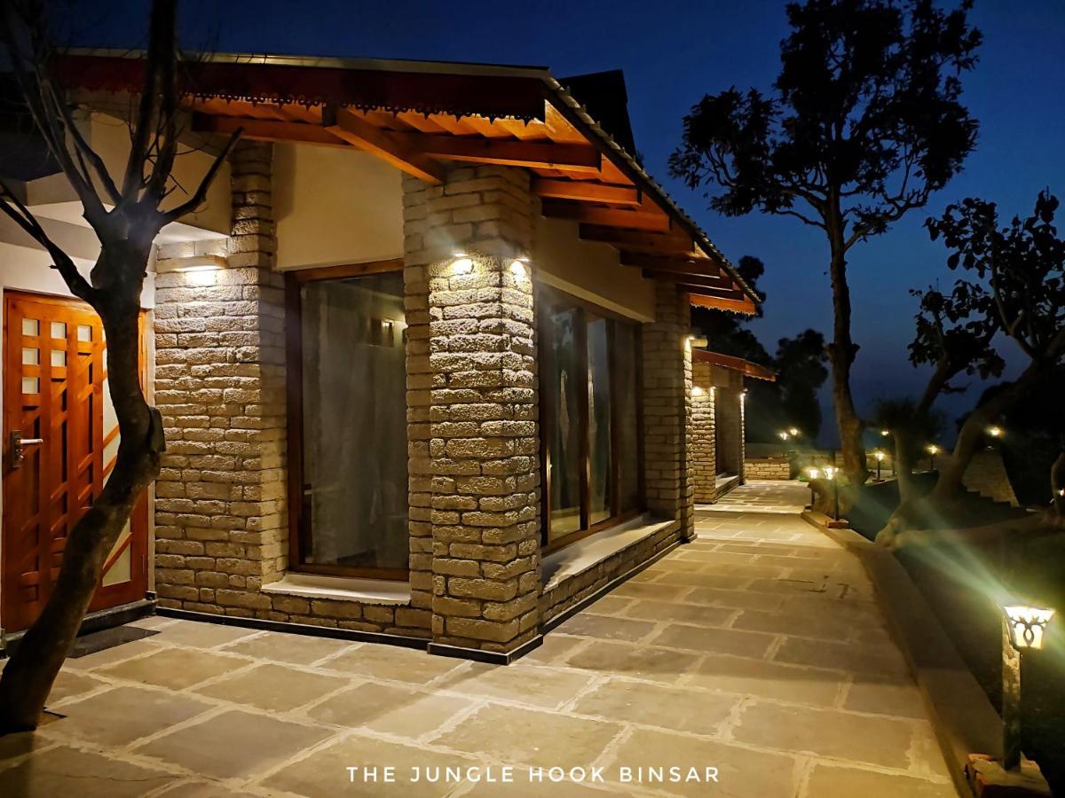 The Jungle Hook Binsar Hotel Almora Bagian luar foto