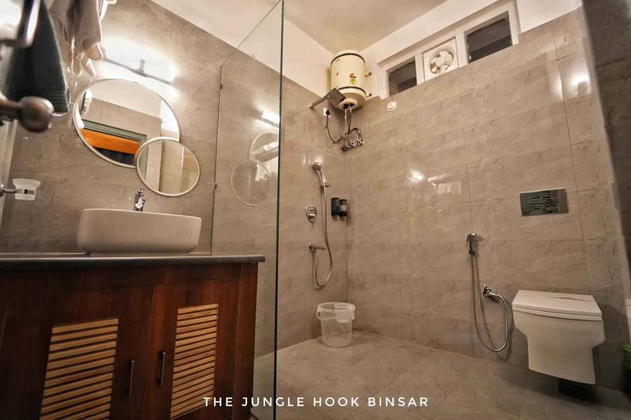 The Jungle Hook Binsar Hotel Almora Bagian luar foto